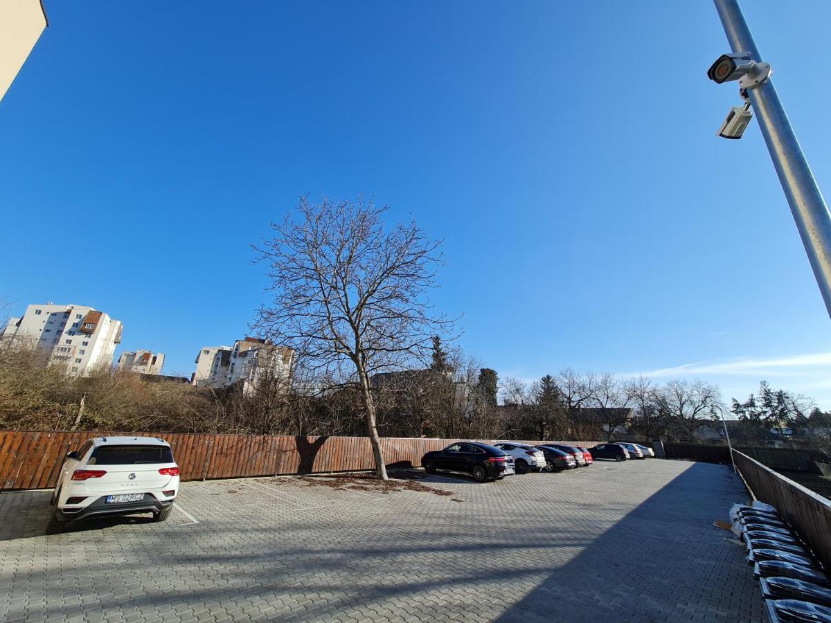Select City Center Тиргу-Муреш Екстер'єр фото